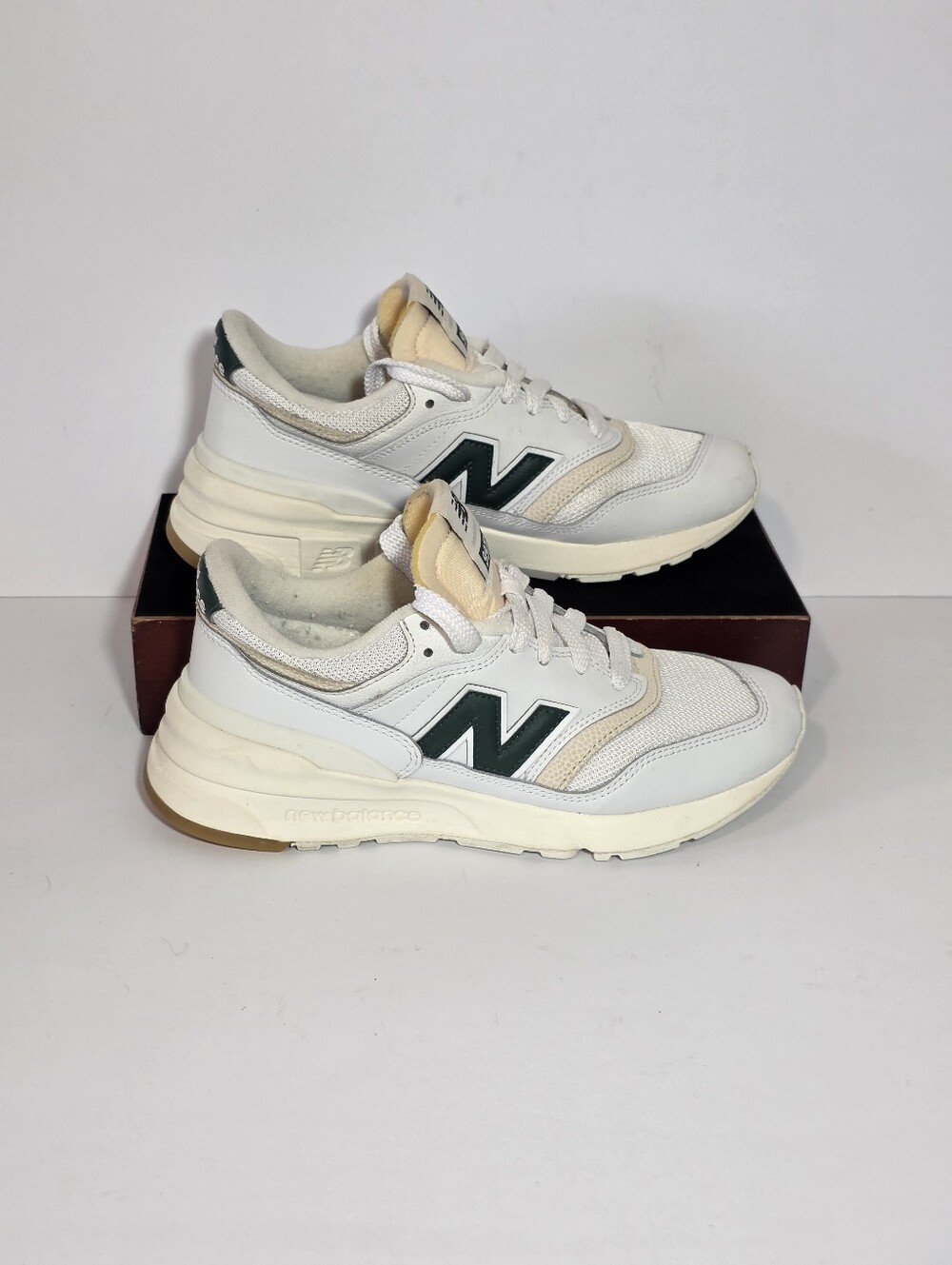 New Balance 997R White Nightwatch Green Shoes Mens 5.5 Women 7 U997RGA